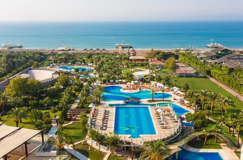Sherwood Breezes Resort