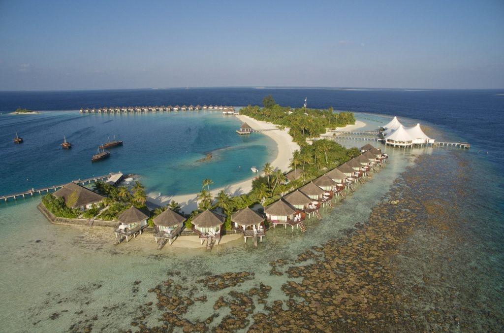 Safari Island Resort