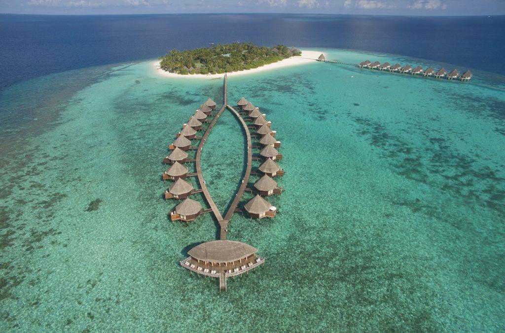 Angaga Island Resort & Spa