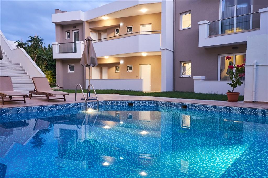 Troulis Aparthotel