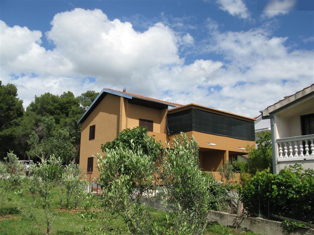Villa Mate