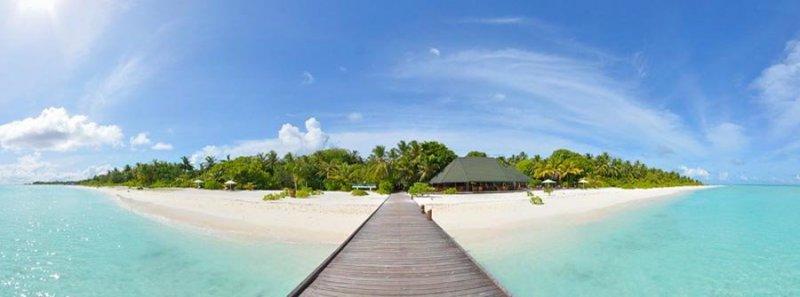 Holiday Island Resort & Spa