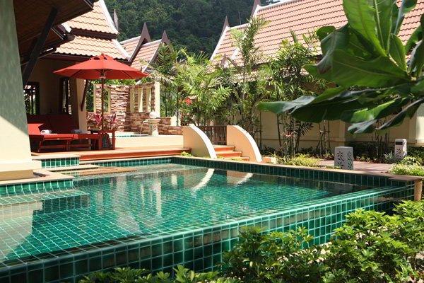 Koh Chang Paradise Resort