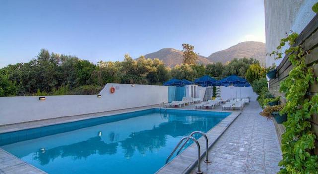Sergios hotel