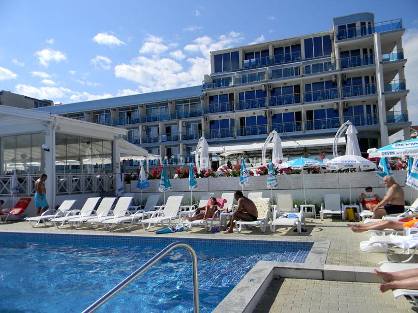 Eskada Beach