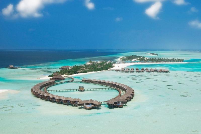 Olhuveli Beach & Spa Resort
