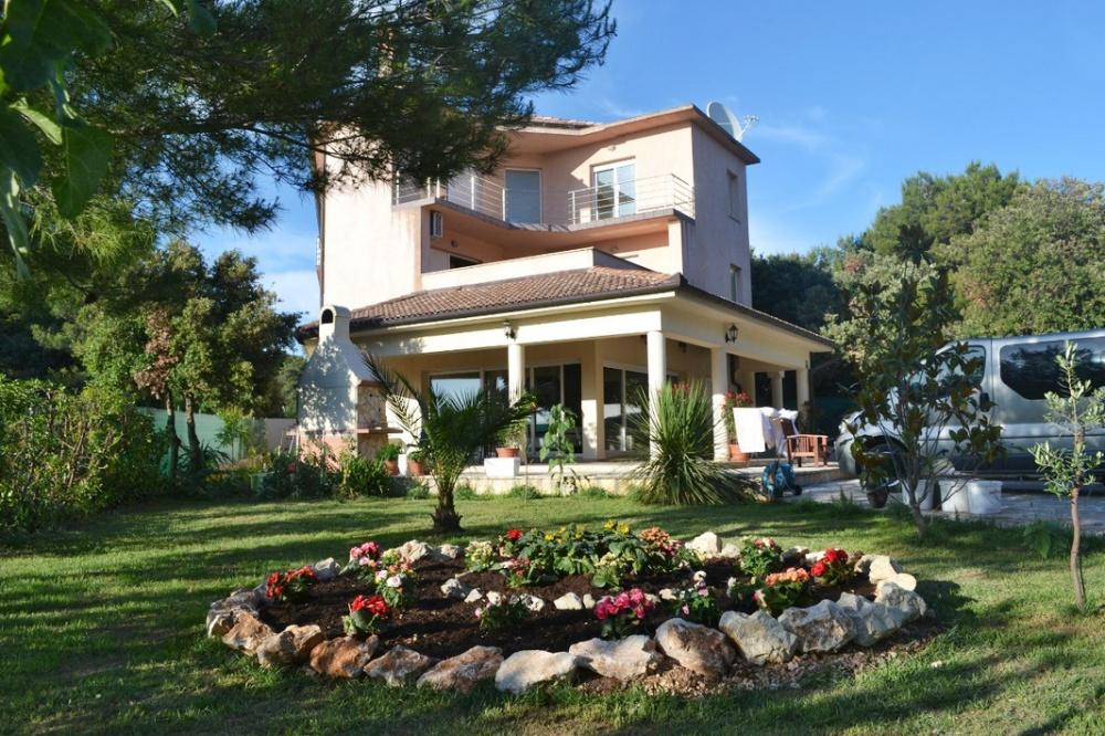 Vila Julia