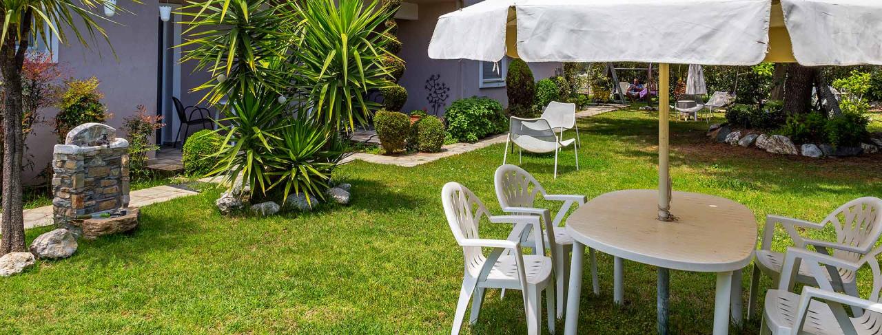 Studia Garden House
