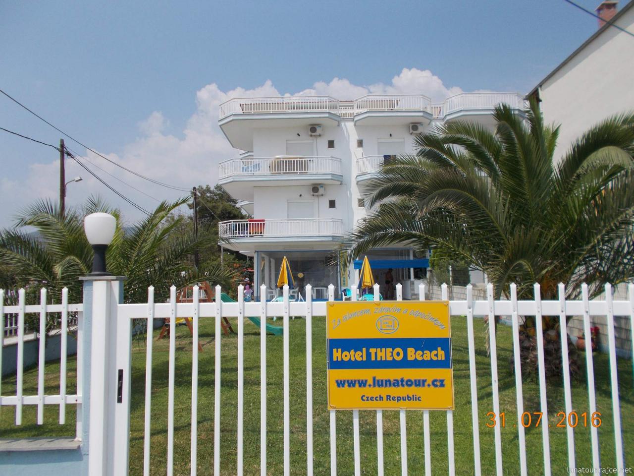 Theo Beach