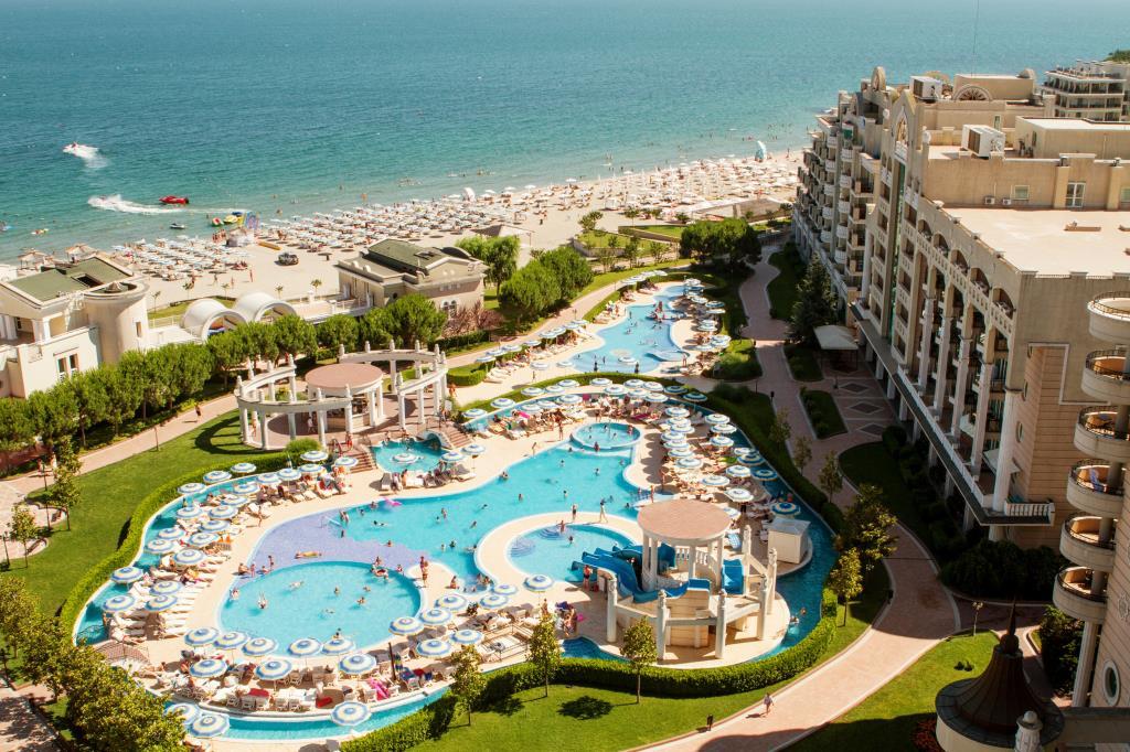 Sunset Resort