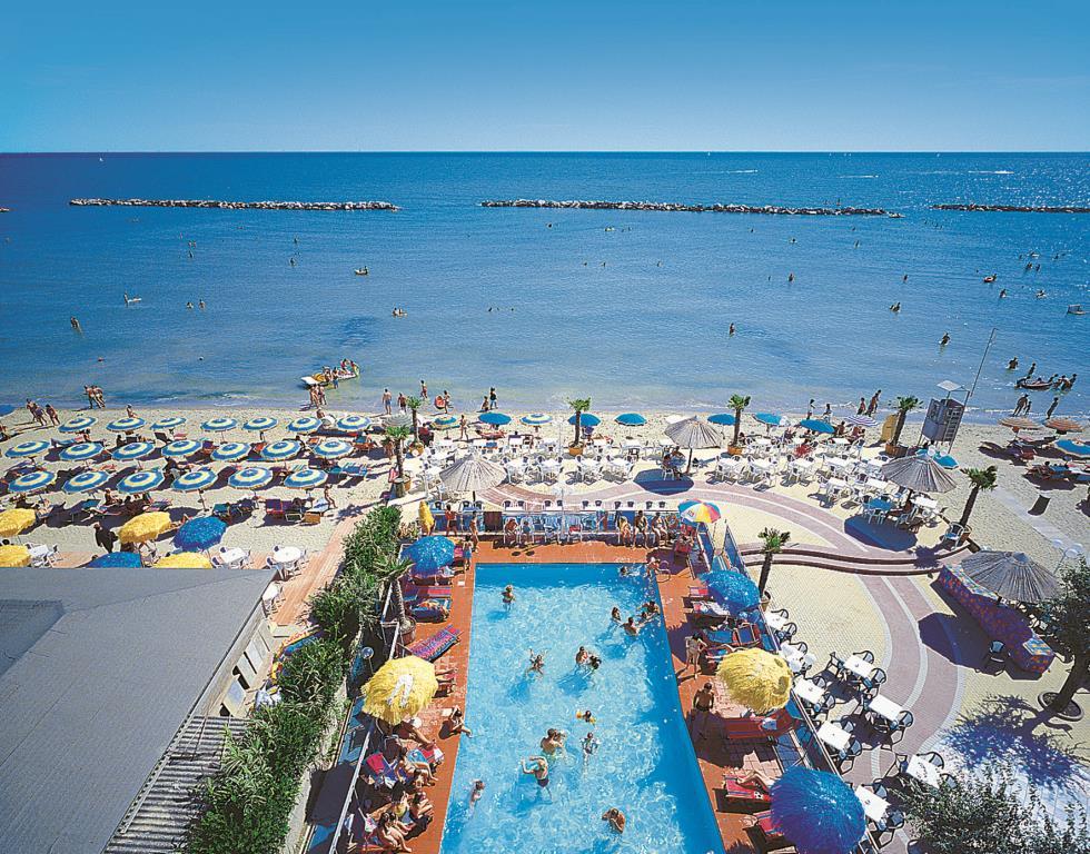 Club Hotel Bikini
