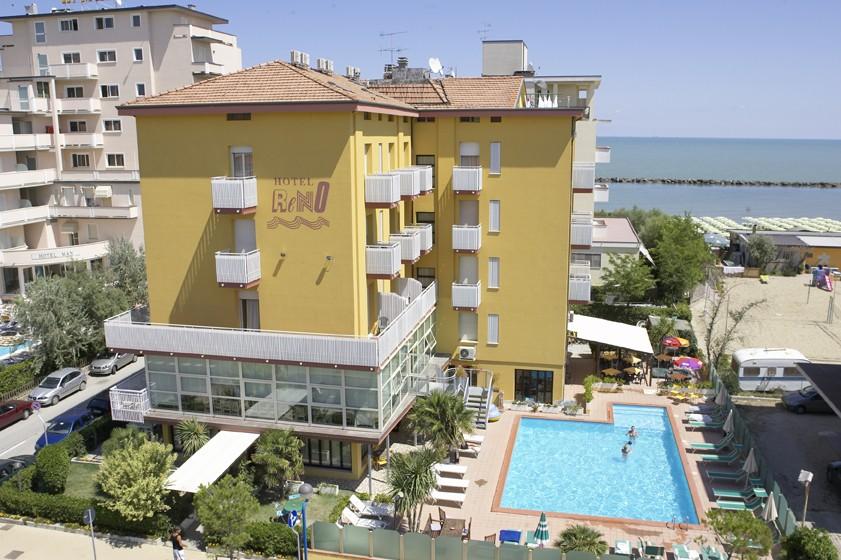 Hotel Reno***