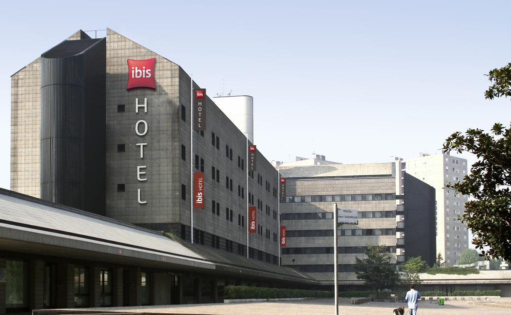 Hotel Ibis Ca Granda Miláno