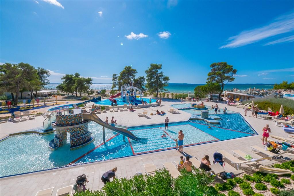 Zaton Holiday Resort - mobilní domky