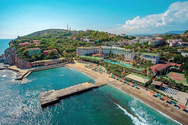 Kemal Bay