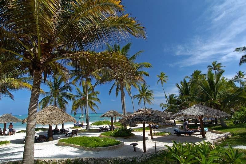 Breezes Beach Club & Spa