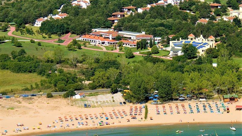 Djuni Royal Resort - Holiday Village