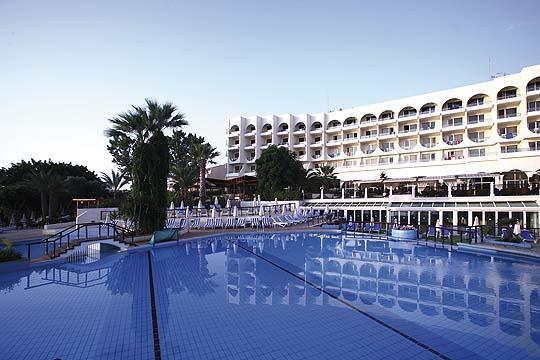 Golden Bay Beach hotel