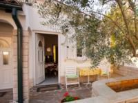Villa Nives