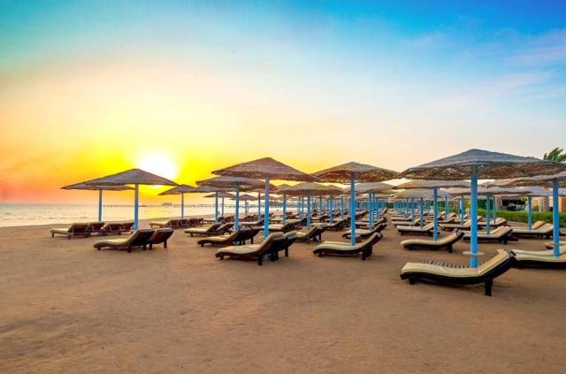 Sunrise Solara Aqua Park