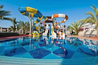 Quattro Beach Spa & Resort Hotel