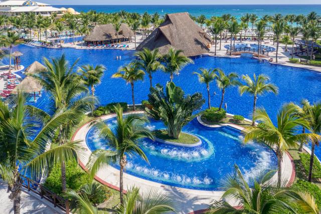 Barcelo Maya Palace Deluxe