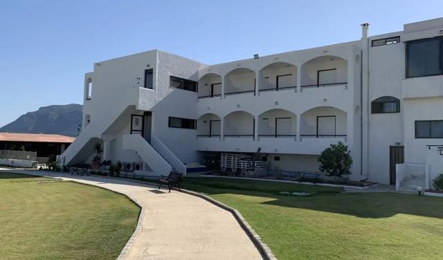 Ionikos-Hotel-5.jpg