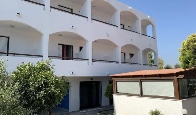 Ionikos-Hotel-6.jpg