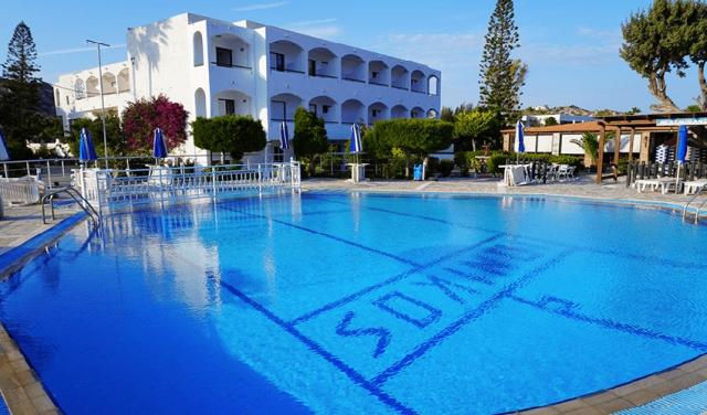 Ionikos-Hotel-2.jpg