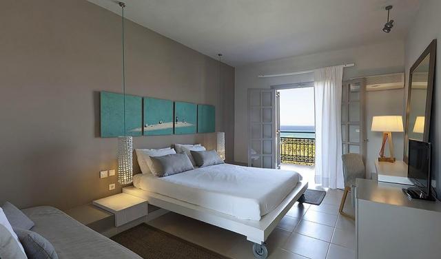 Hotel-The-Bay-7.jpg