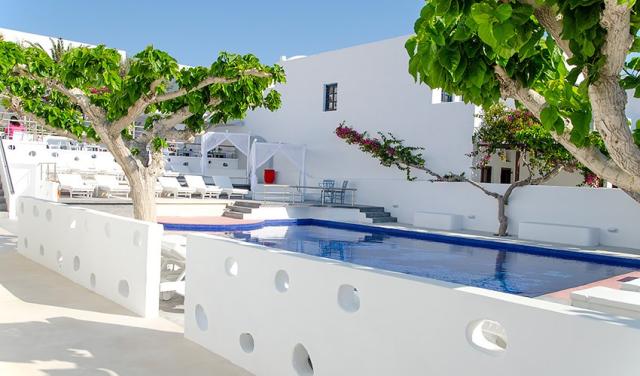 Pool-Area-(5).jpg