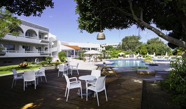 Happy-Days-Hotel-2.jpg