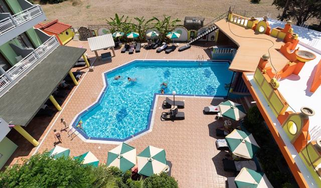 Grecian-Fantasia-Resort-2.jpg