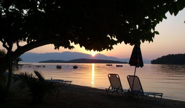 Avra-Beach (9).jpg