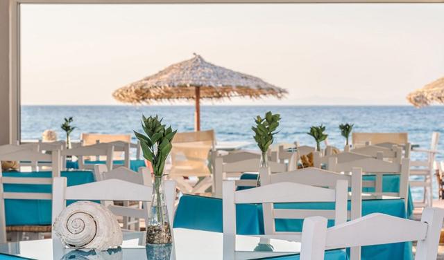 Kokkari-Beach-Hotel-10.jpg