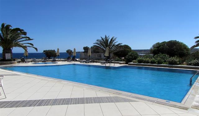 Irini hotel beach (2).jpg
