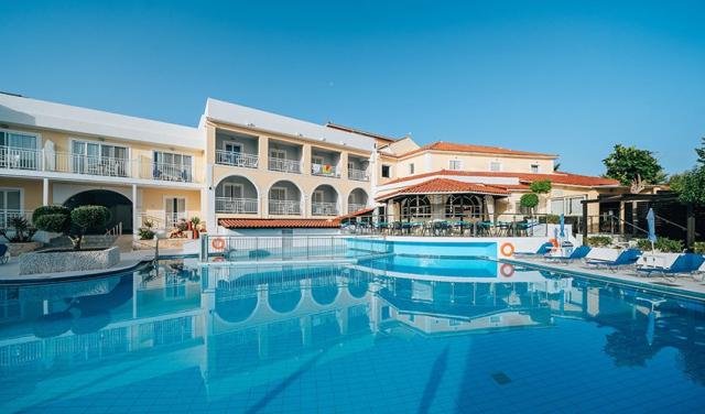 Diana-Palace-Hotel-1.jpg