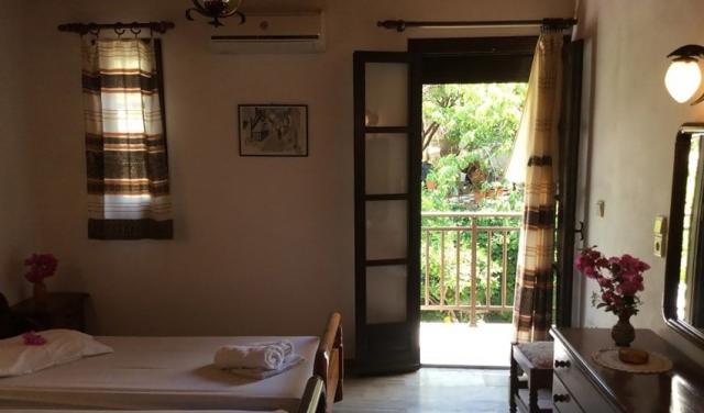 Hotel-Frini-131.jpg