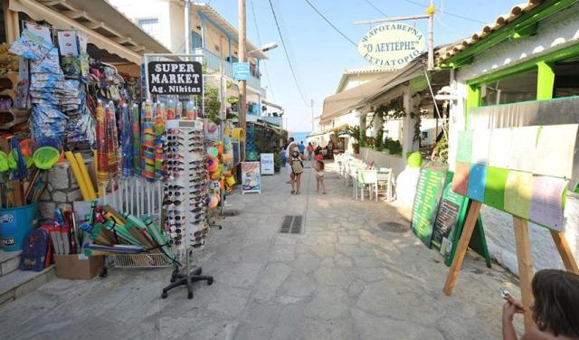 Agios-Nikitas-Hotel-13.jpg