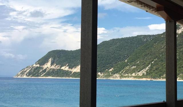 Agios-Nikitas-Hotel-3.jpg