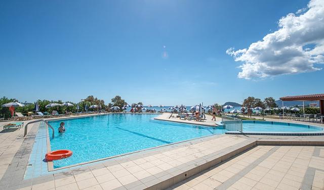 Astir Beach (12)1.jpg