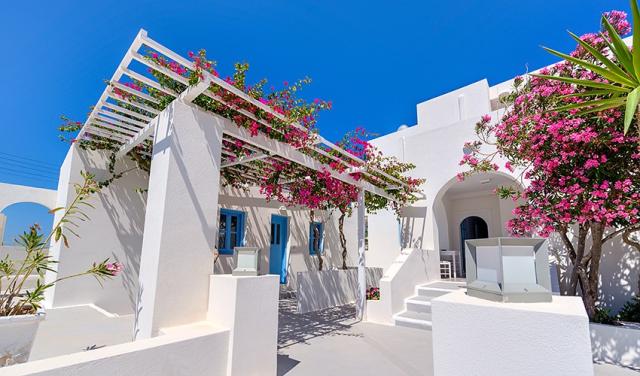 Aparthotel Sigalas (2).jpg