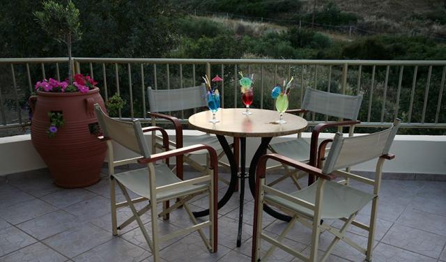 Elpis-Hotel-14.jpg