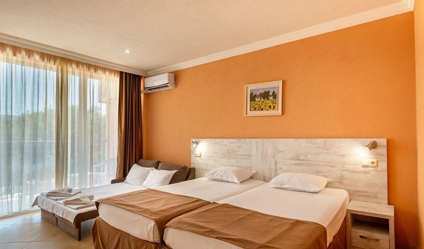 Riva-Hotel-pokoje-6.jpg