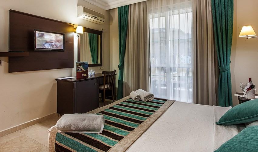 2 kleopatra royal palm (5).jpg