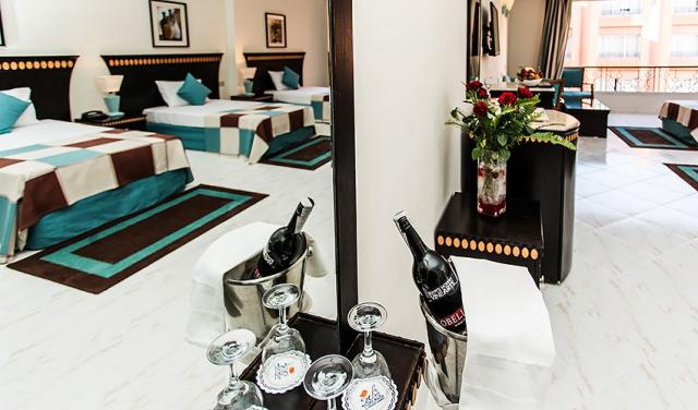 Family-room-13.jpg