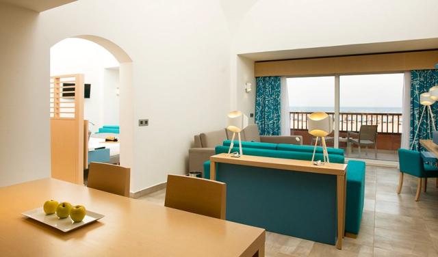 Novotel-Marsa-Alam-Beach-Resort-17.jpg