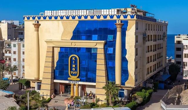 King-Tut-Resort-1.jpg