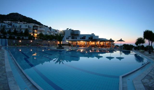 Semiramis-village-14.jpg