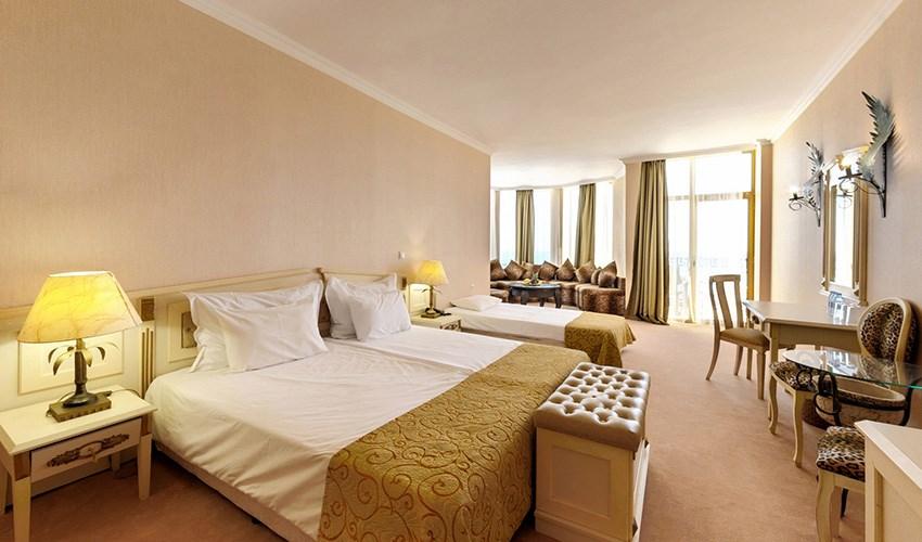 Imperial-Palace-Hotel-23.jpg
